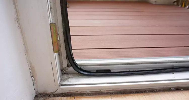 Patio Door Weatherproofing Installation in Poinciana, FL