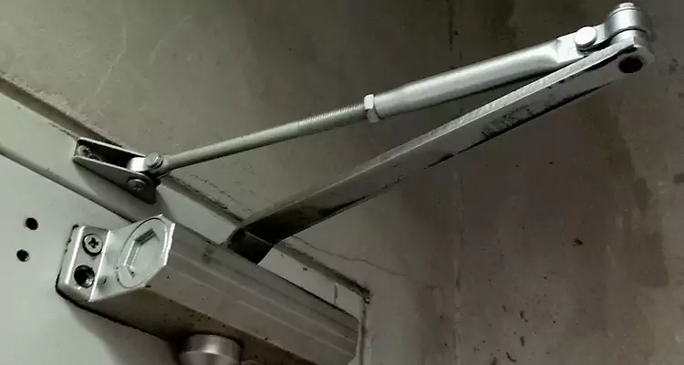 Door Closer Parallel Arm Installation in Poinciana, FL