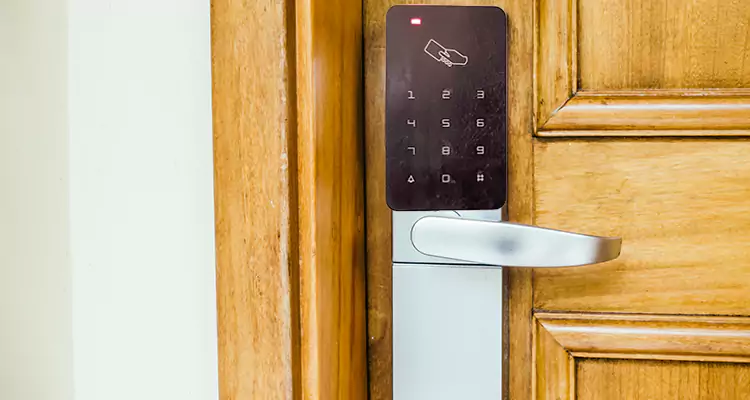 Keyless Hotel Door Locks Repair in Poinciana, FL
