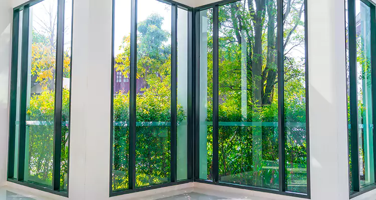 Folding Glass Balcony Door Repair in Poinciana, FL